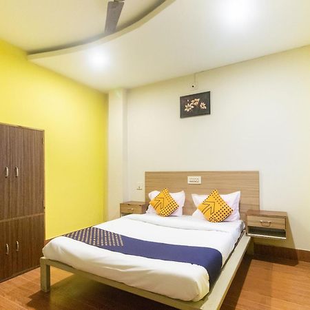 Spot On Prabir Residency Inn Urāli 外观 照片