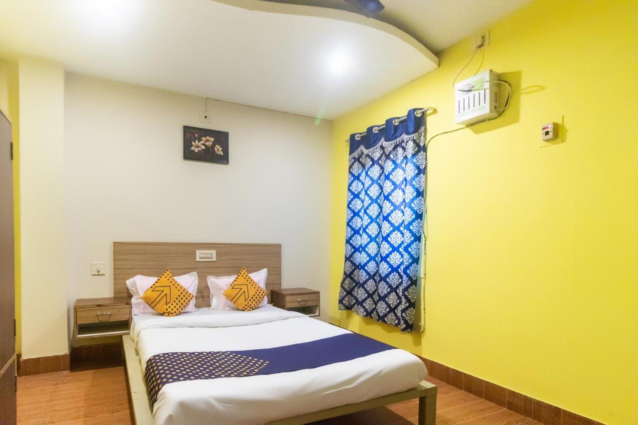 Spot On Prabir Residency Inn Urāli 外观 照片